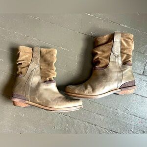 Patagonia Addie ruffle slouch suede and full grain leather ankle boots size 8